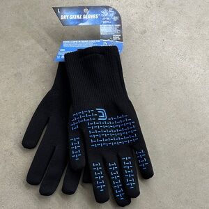 Black and Blue Dry Skinz Gloves